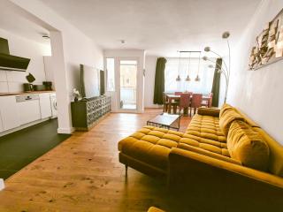 3 Room Downtown Apartment Bilk - Düsseldorf - 9