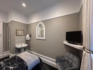 Lochnagar Guest House - 3