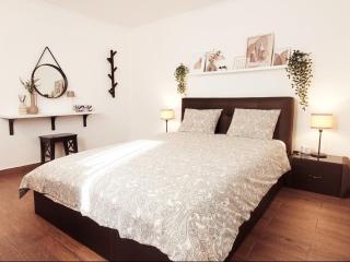Rose Garden House - Bucharest - 9