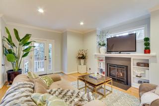 5 Mi to Oregon Zoo Spacious Retreat with Patio - Portland - 9