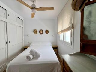 Zahara Beach - La casita next to the beach - 2