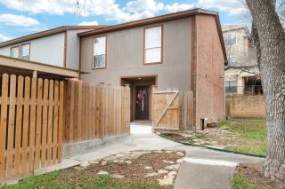 Siesta - A Birdy Vacation Rental - San Antonio - 8