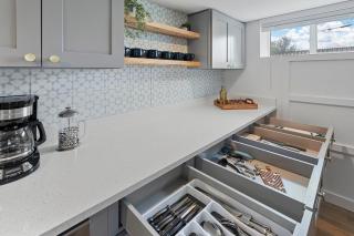 Urban Hideaway - Charming 2 Bedroom Apartment Close to Denver's Best Attractions - 5