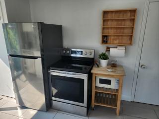 Large & bright 3 bedroom in MTL - 8