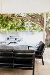 Riverfront Retreat Family Getaway 4BR with Pool - 3