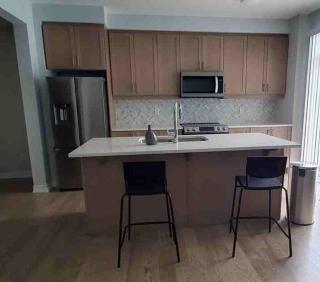 Lovely 2 bedroom 2 bath - Ottawa - 9