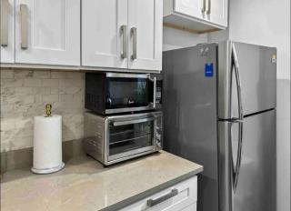 NYC XL 4 bed brownstone Gem - 6