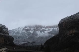 Suite Vistas Únicas a Ordesa y MontePerdido - Piscinas - Barbacoa - 4