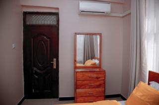 Hush Haven Urban Retreat - Dar es Salaam - 2