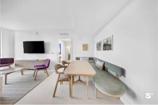 City Luxe Retreat Modern 2-BR with Water Views - Miami - 6