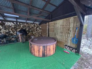 Chatka Sikorówka-SAUNA JACUZZI-Bizoręda - Kielce - 9