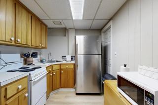 Lower A-Frame Escape - 5