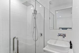 Lakeview Luxury 2 Bedroom Villa - Wanaka - 6
