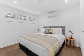 Lakeview Luxury 2 Bedroom Villa - Wanaka - 4