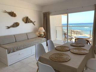 Espardell Beachfront Stay - Ocean Breeze & Sunrise - 7