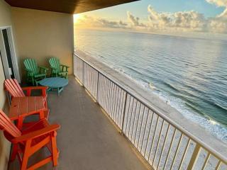 2BR Beach Front Condo with AMAZING Views - Gulf Shores - 0