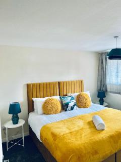Spacious 3BR Home in Colchester, with Private Parking - Colchester - 8