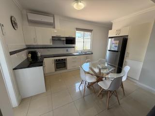 Marine Parade Holiday Unit 1 - Port Vincent - 8