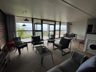 Stanmore Bay Log Cabin - short walk to beach - Stanmore Bay - 3