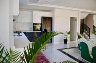 Very Stylish Villa with Heated Pool on Baghdad Street - Sapanca - 1