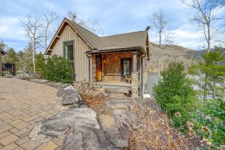 Direct Lake Access and Fire Pit Tuckasegee Cottage! - 9