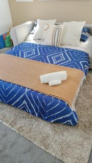New Brighton Beach Explore - King Bed and sofa bed - Christchurch - 1