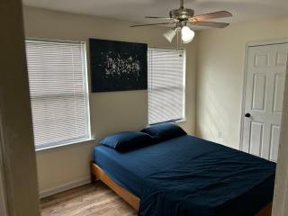 Luxury Townhouse in Newark - 5