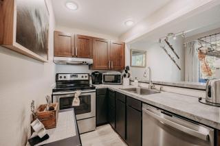 Snowater Condo 45SW with a Media Room - Deming - 8