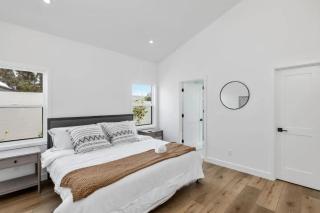 Coastal Modern 3 Bed 2 Bath, Pet Friendly - Hawthorne - 6