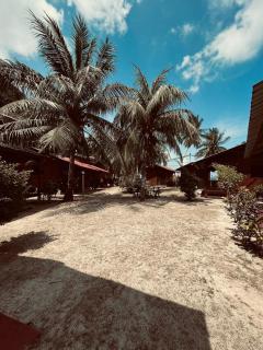SALANG SAYANG RESORT PULAU TIOMAN - - 8