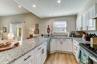 Particle Ocean View 2505B W 5th St - Los Angeles - 1