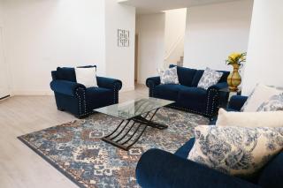 Beautiful Vegas Home Near Strip and Chinatown - 4