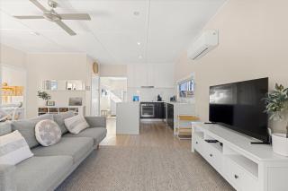 Beachhouse Currarong - Pet Friendly Beachfront - Currarong - 7