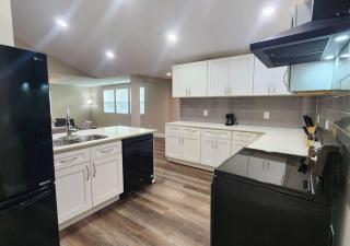 Spacious 3br Home Office - 6