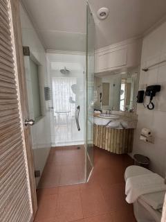 The Taksim Patong Beach Hotel - Patong - 4
