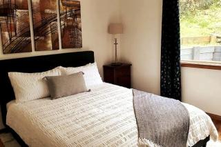 Stylish House 10min walk to Wollongong University with Free Parking - 4