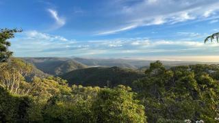 Clifftop cottage escape with breathtaking views - Wentworth Falls - 3