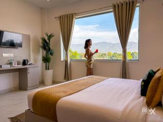 The Neeraj River Forest Resort Ayurvedic Wellness Center - 8