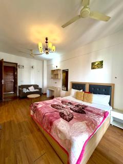 Chikoos home's - Noida - 5