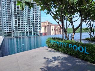 Sea & City View New Condo in Georgetown 3br 10 pax - George Town - 2