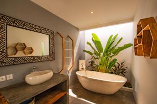 Villa Yolanda - Seminyak Beach - 9