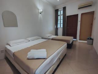 Pearl Villa 5 Bedroom Unit 17 - 6