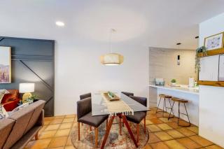 Renovated Condo With Pool, Spa, & Gym Access - Scottsdale - 4