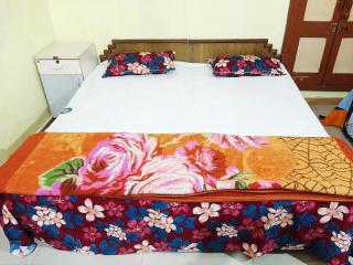 Hotel O Home Of Maa - Ahmedabad - 7