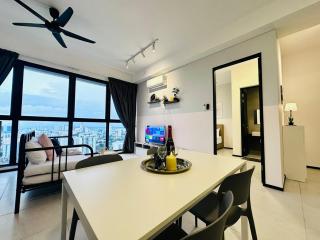 15 min airport to apartment 3br 10pax - George Town - 4