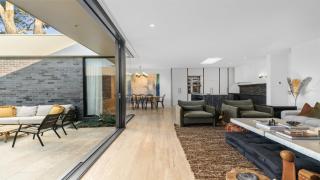Poolside Retreat - Hawks Nest - 3