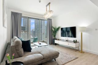 Glamorous & Cozy 2BR in Downtown with Fountain Views - 0