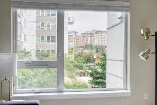 Redmond jr 1br w bbq gym nr shopping SEA-630 - 9