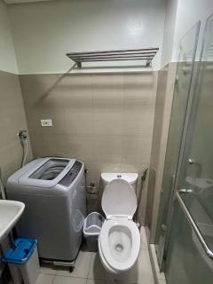 Shore 2 Tower 3 Near Ikea High Floor Balcony 1BR - Manila - 8