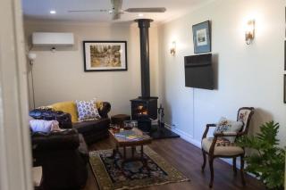 KW Cottage - Upper Sturt - 8